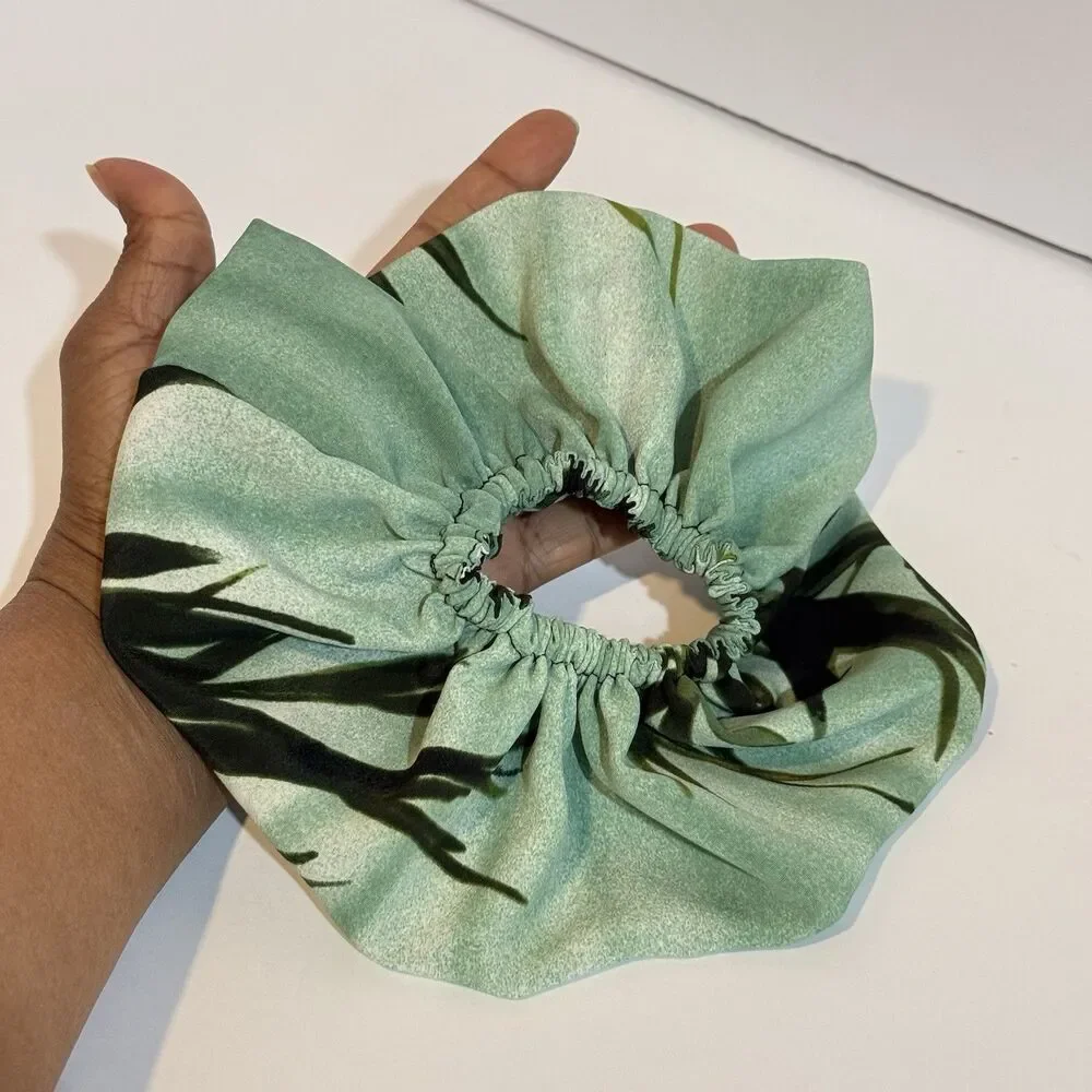 Womens Scrunchie Hair Tie Elastic Ponytail Holder Green Floral